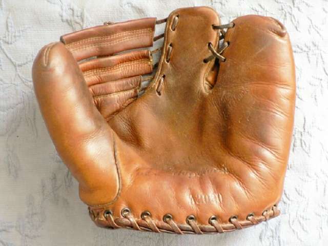 Wilson Ball Hawk A2020 Front